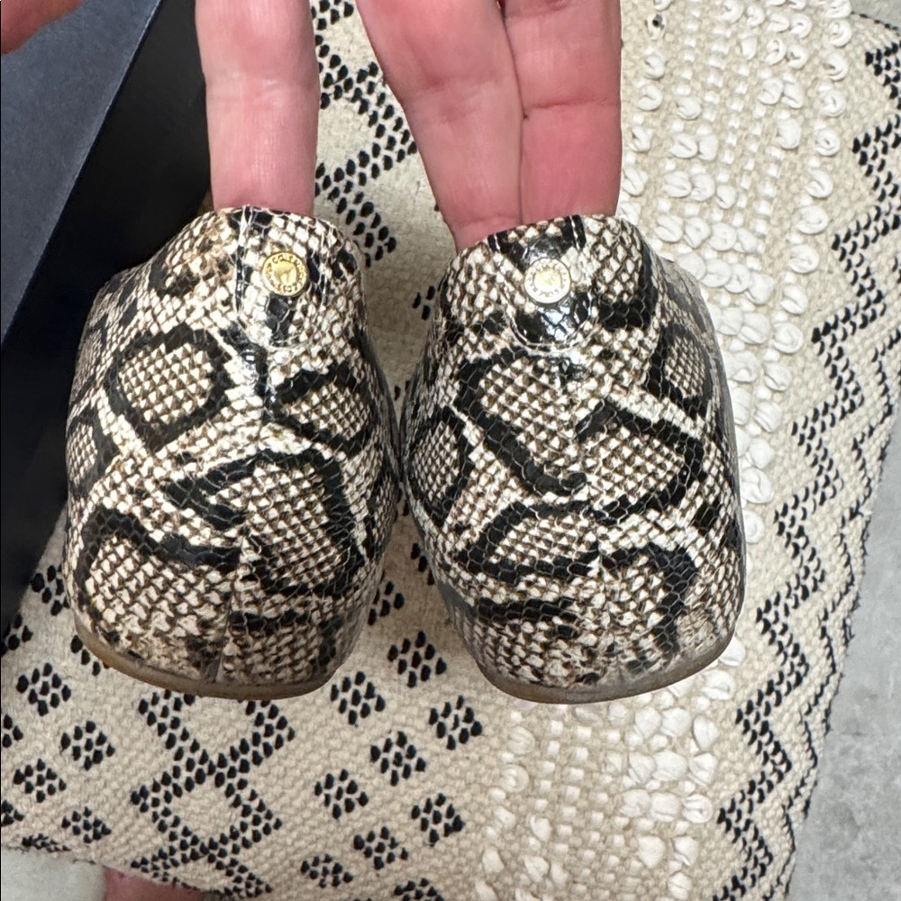 EUC Cole Haan Brenna Skimmer Women's Snakeskin Print Flats 10.5 - Picture 4 of 7